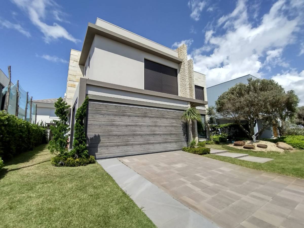 Casa em Condomínio 5 dormitórios para venda, Xangri-lá em Xangri-Lá | Ref.: 119