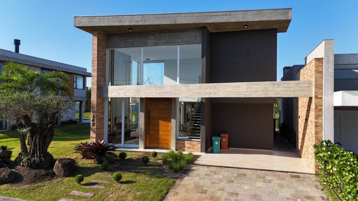 Casa em Condomínio 4 dormitórios para venda, Parque Antártica em Capão da Canoa | Ref.: 1198