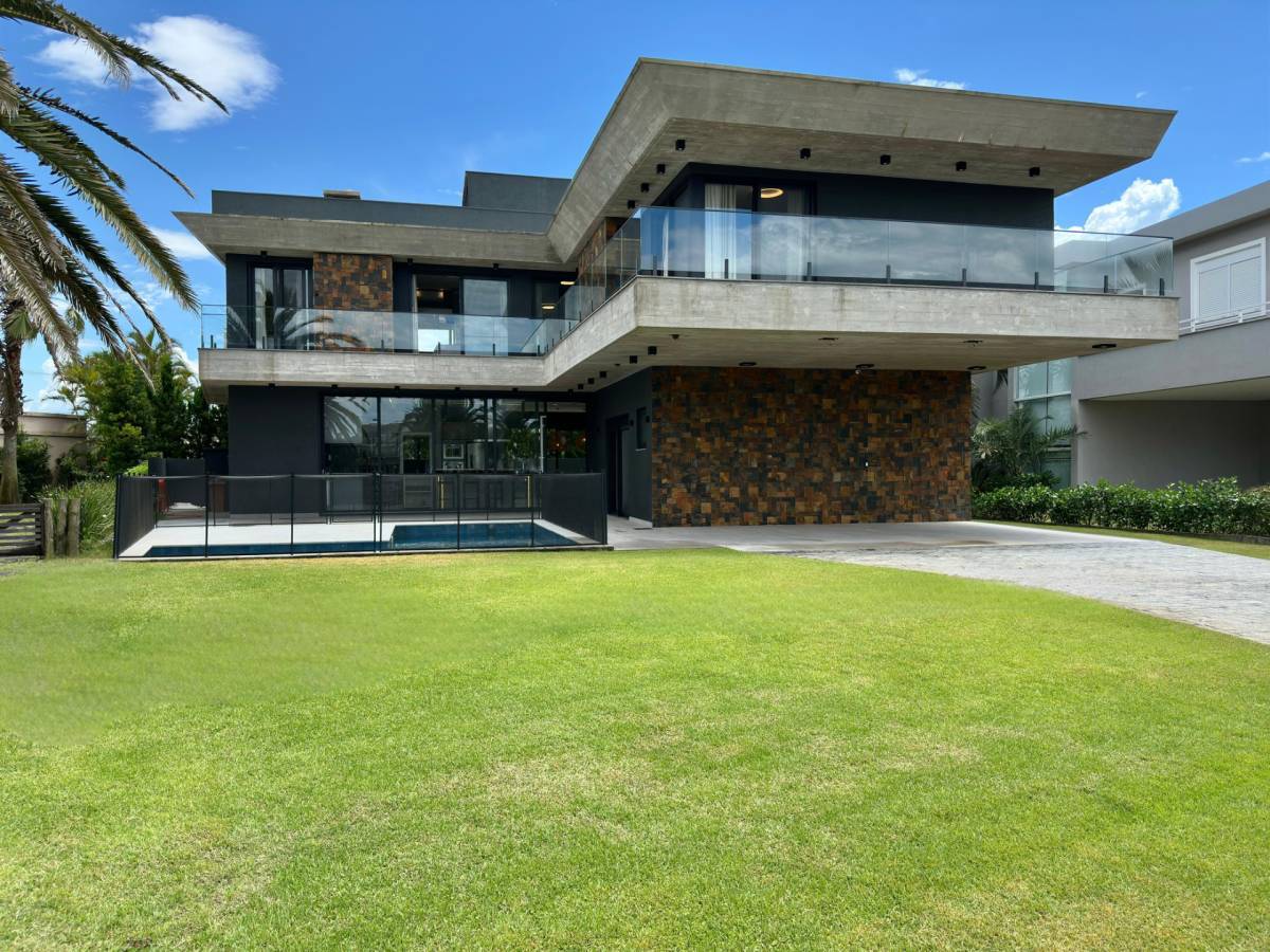 Casa em Condomínio 4 dormitórios para venda, Xangri-lá em Xangri-Lá | Ref.: 1535