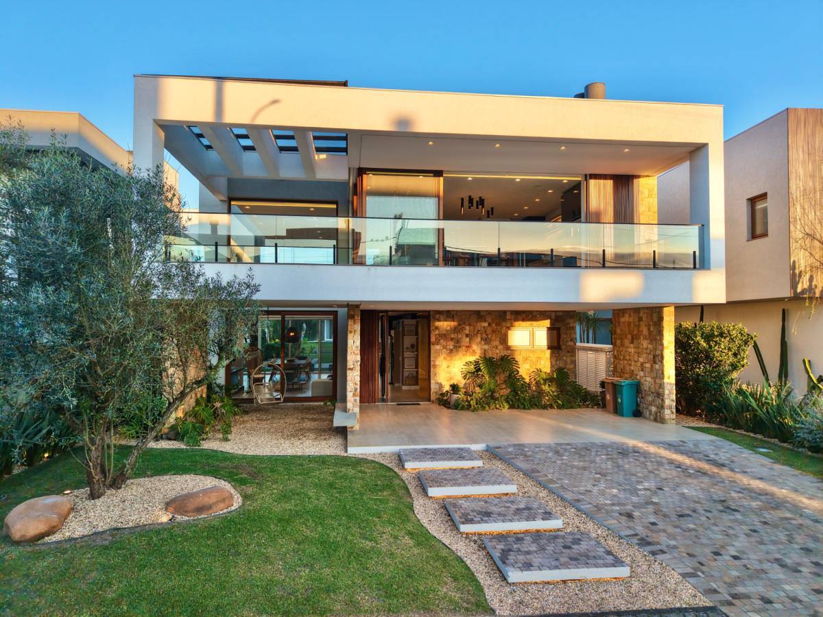 Casa em Condomínio 4 dormitórios para venda, Parque Antártica em Capão da Canoa | Ref.: 517